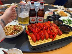 -肥肥虾庄·金牌油焖大虾(汉口城市广场店)
