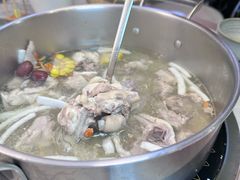 -喃喃椰·糟粕醋·椰子鸡火锅(七堡花园店)
