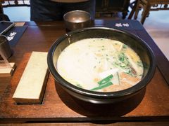 -银米·云南传统过桥米线(双廊黑金冠店)