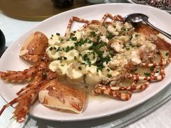 -榕树下海鲜馆(坪山路店)