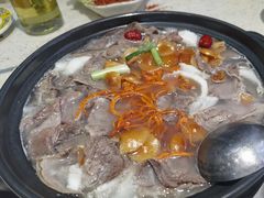 -九寨沟特色牦牛肉汤锅