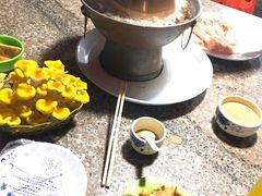 -仙蘑洞