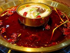 -洞子口重庆鲜货火锅(楚翘城旗舰店)