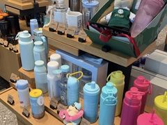 -星巴克臻选(周浦万达店)