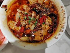 -渝是乎酸菜鱼(龙旗购物中心店)