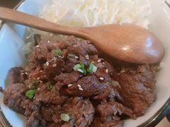 幸福满满烧肉饭-醉虎传(南锣鼓巷店)