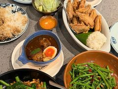 -Kub Kao Kub Pla (Terminal21)