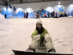 -乔波室内滑雪场