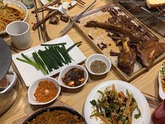-三个大叔烤羊肉串·歌手驻唱·碳烤鲜肉(西三旗店)