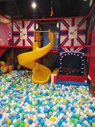 -苏宁红孩子(F6漫时区店)