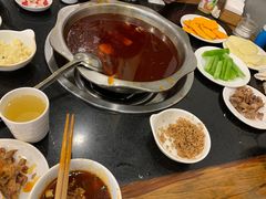 -冯记香辣兔火锅(茶店子总店)