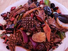 -張飛扒肉·龙江非遗(道外店)