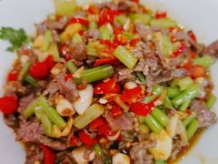 小炒黄牛肉-剁椒入味(黄土岭店)