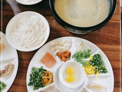 -维笙望湖·天膳源蒙自过桥米线
