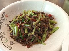 -贺记湘菜馆(东体育会路店)