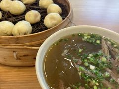 -佬钱湾仔(衣裳街店)