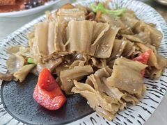 -天天向上素食餐厅(五台山店)