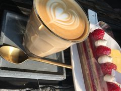 -UNI UNI(环亚凯瑟琳店)