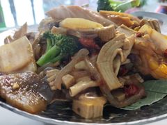 -天天向上素食餐厅(五台山店)