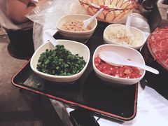 -鲜入围煮花胶鸡海鲜火锅