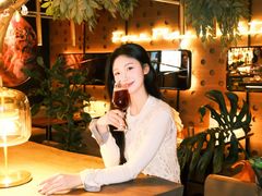 -FOUR PLAY BAR