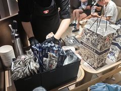 -霸王茶姬(上海恒基名人店)