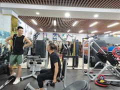 -开阳里游泳健身