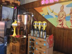 -叁宝烤肉• 西安烧烤 领跑品牌(曹家堡店)