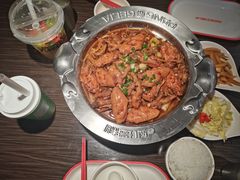 -胖哥俩肉蟹煲(济南世茂国际广场店)