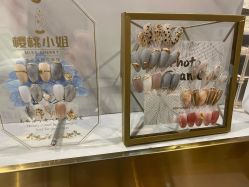 -花系美·美甲美睫精品店