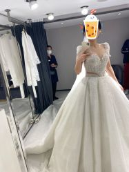 -GRACE KELLY婚纱与礼服(北京店)