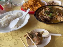 -华龙特色大骨鸡农家菜馆