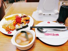 -东方明珠·可口可乐欢乐餐厅