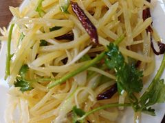 炝拌土豆丝-韩风烤牛肉冷面店