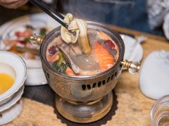 -雍和会海鲜姿造自助(湖东路店)