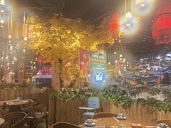 大堂-老滇山寨•云南特色菜•地方菜•民族风情歌舞表演(金碧店)