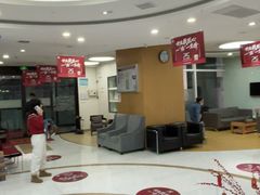 -雅悦齿科(顾村公园店)
