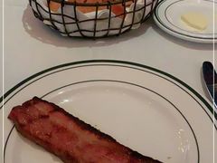 -Wolfgang’s Steakhouse 沃夫冈牛排馆(上海白玉兰广场店)