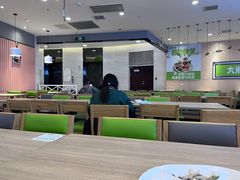 -大米先生(渝中区英利大融城餐厅)