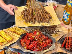 -郑记•不夜城烧烤•龙虾•虾蟹(黄鹤楼店)