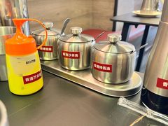 -华记香港茶餐厅(昌里路店)