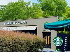 -星巴克(西藏路店)