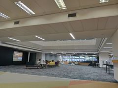 -香港大学