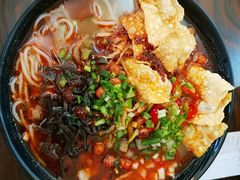 -柳大厨螺蛳粉(人民路总店)