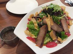 泰式炭烤猪颈肉沙拉-UPPER KITCHEN(延安路店)