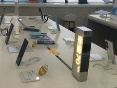 -荣耀授权专卖店(黄浦浙江中路店)