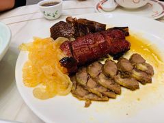 鸿运烧味拼盘-稻香酒家·33年老字号·港式粤菜(富邦中心店)