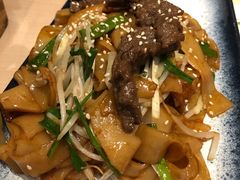 干炒牛肉河粉-避风塘(宝山万达店)