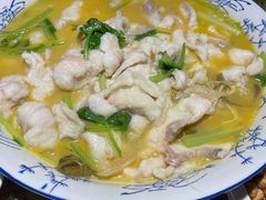 渝信芹香鱼-渝信川菜(长安店)