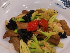 台菜花农家腊肉-天鲜阁·海鲜粤菜·33年老字号(石槎白云站店)